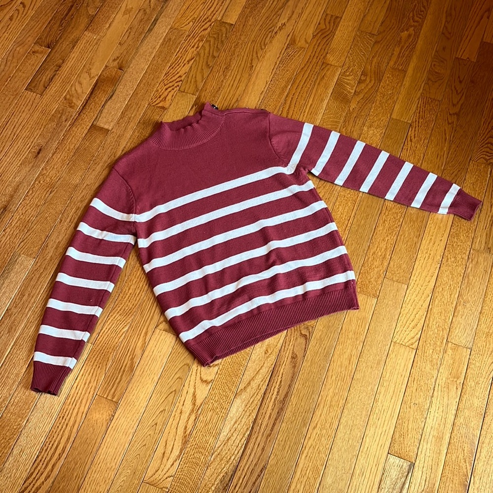 KIRUNDO SWEATER.